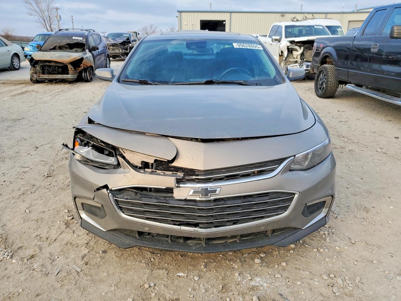 2017 CHEVROLET MALIBU LT photo 5