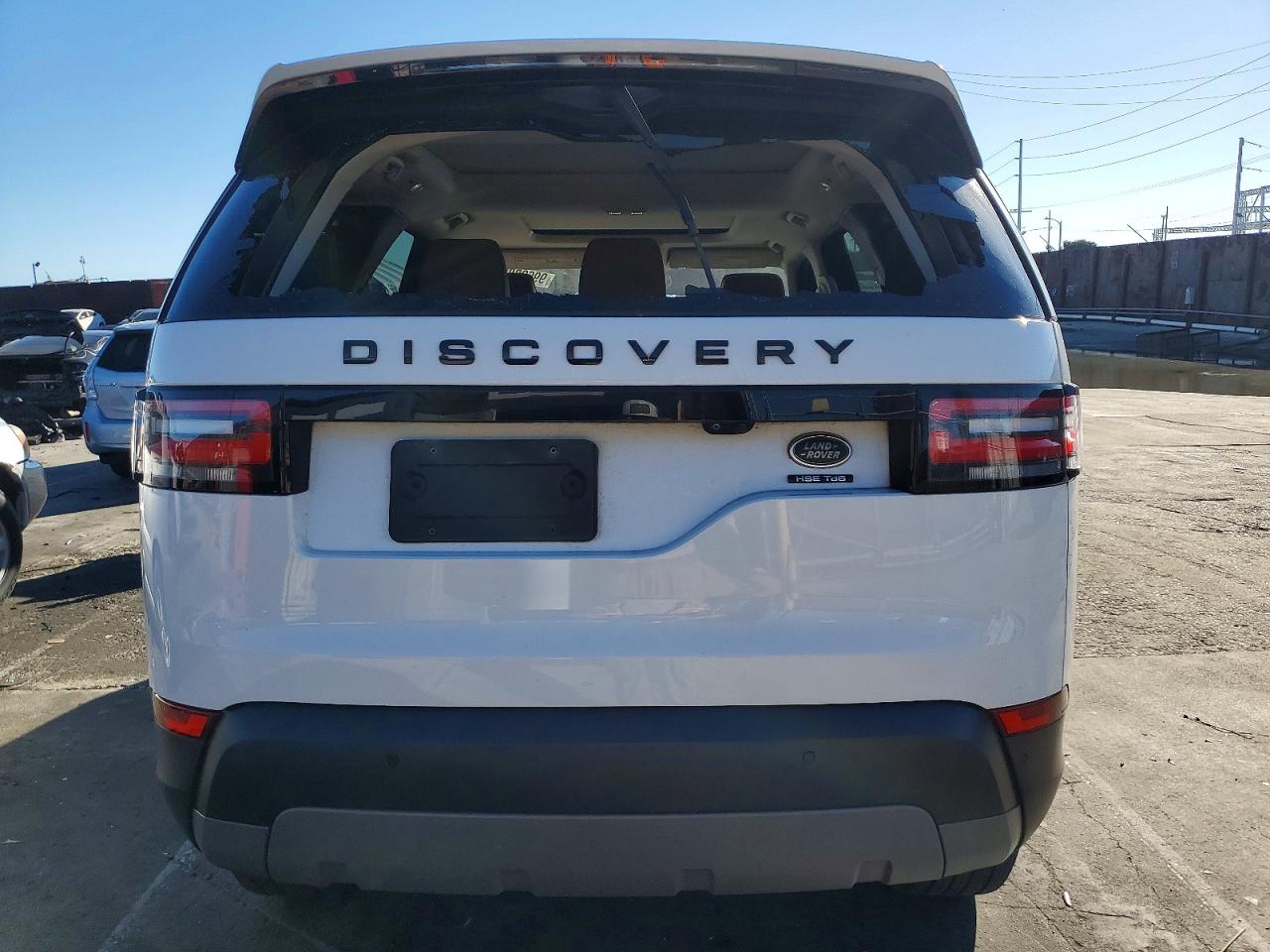 2017 LAND ROVER DISCOVERY HSE LUXURY photo 6