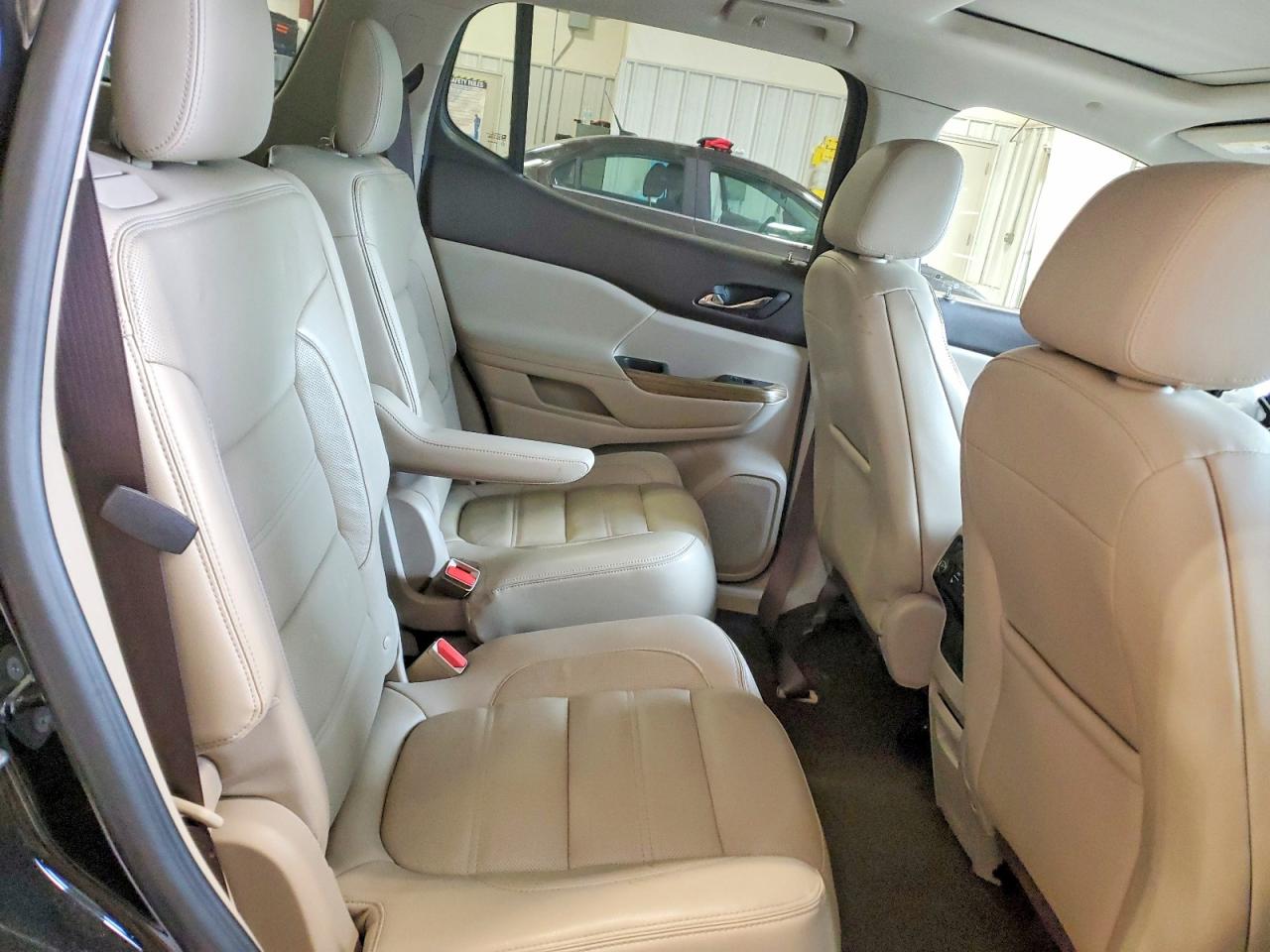 2017 GMC ACADIA DENALI photo 11