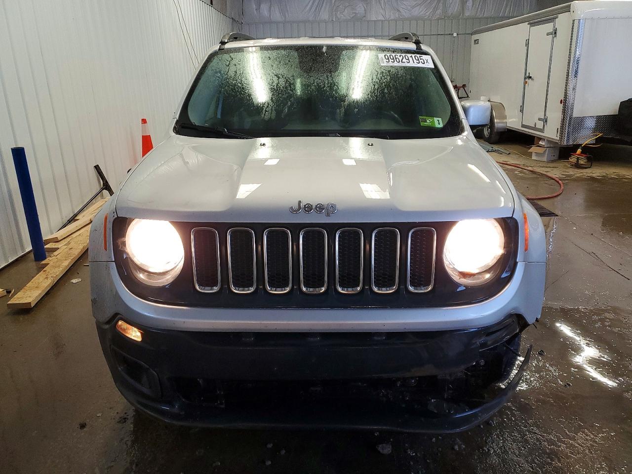 2017 JEEP RENEGADE LATITUDE photo 5