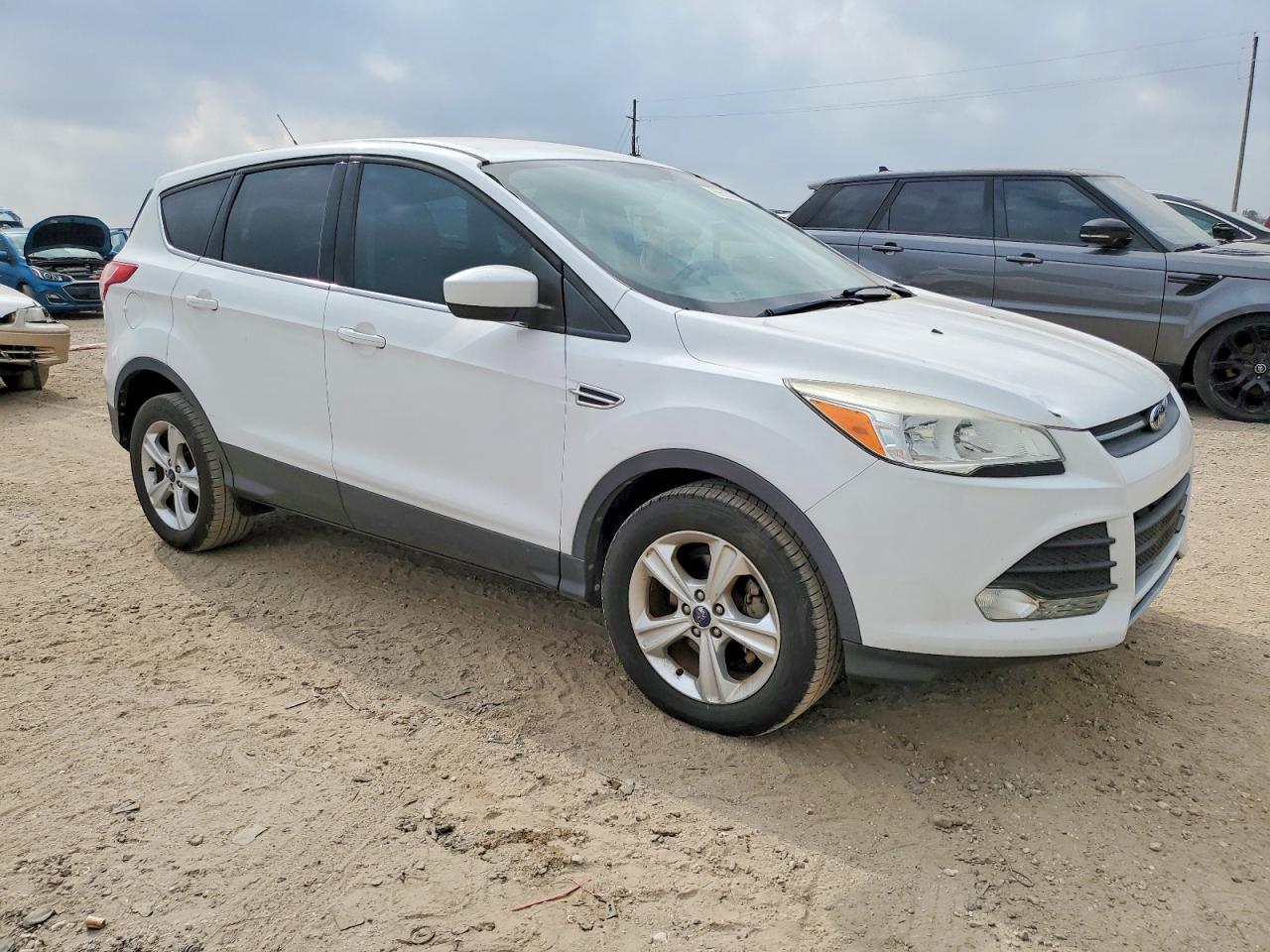 2014 FORD ESCAPE SE photo 4