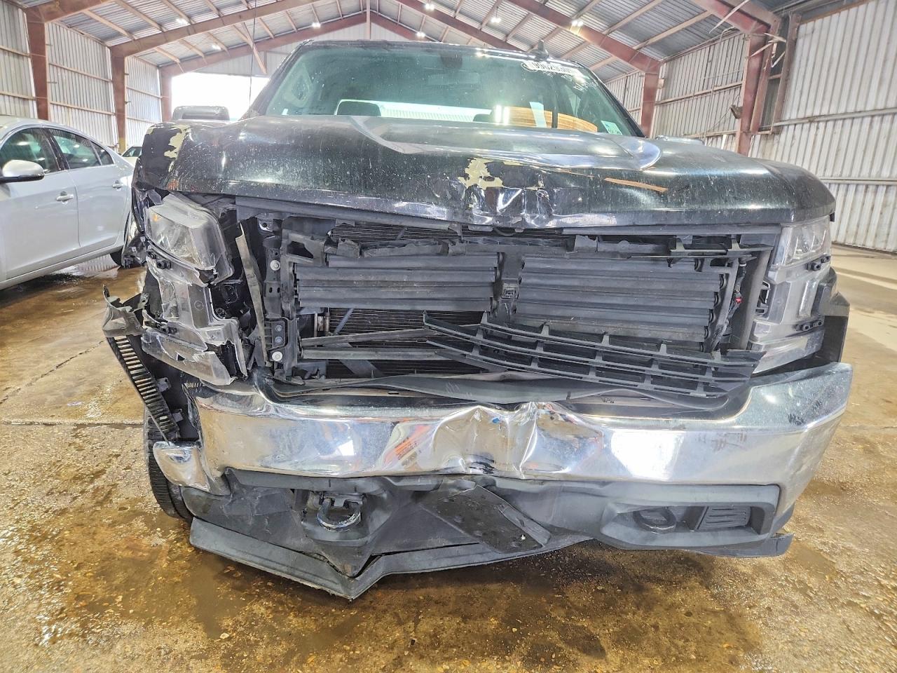 2020 CHEVROLET SILVERADO K1500 LT photo 9