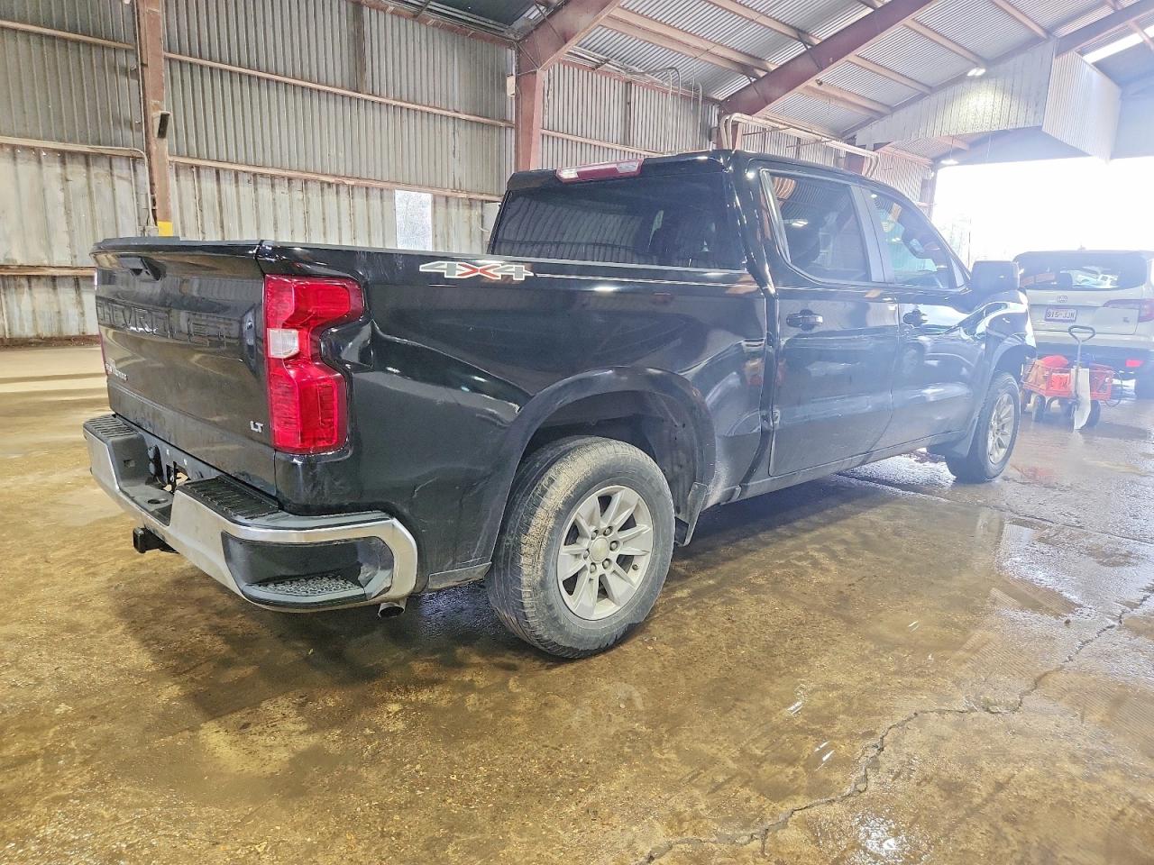 2020 CHEVROLET SILVERADO K1500 LT photo 5