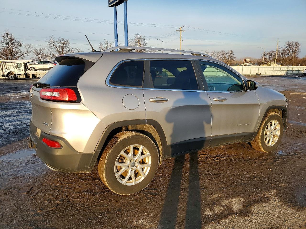 2018 JEEP CHEROKEE LATITUDE photo 3