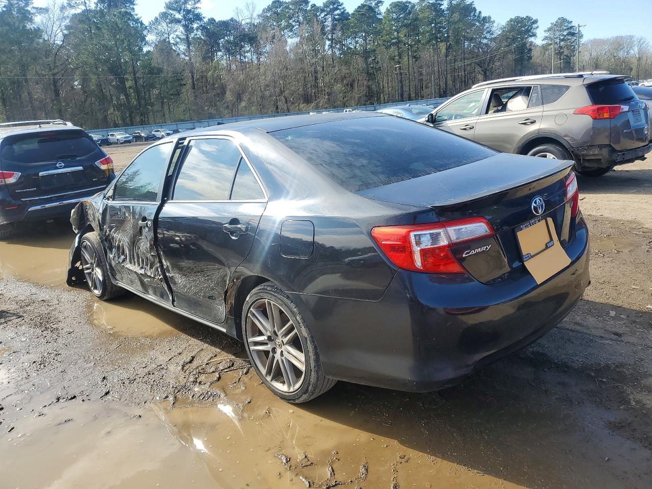 2012 TOYOTA CAMRY BASE photo 2