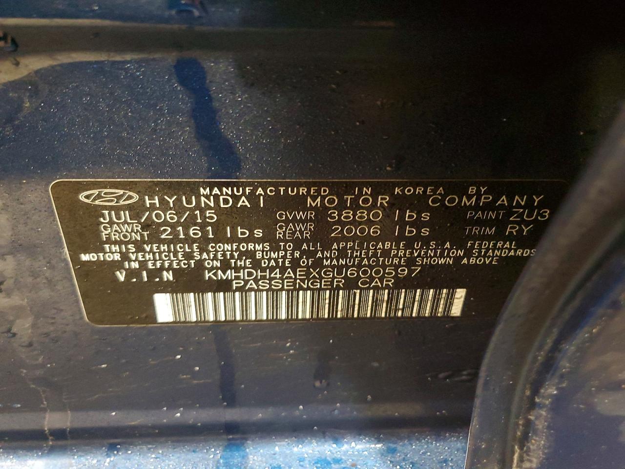 2016 HYUNDAI ELANTRA SE photo 12