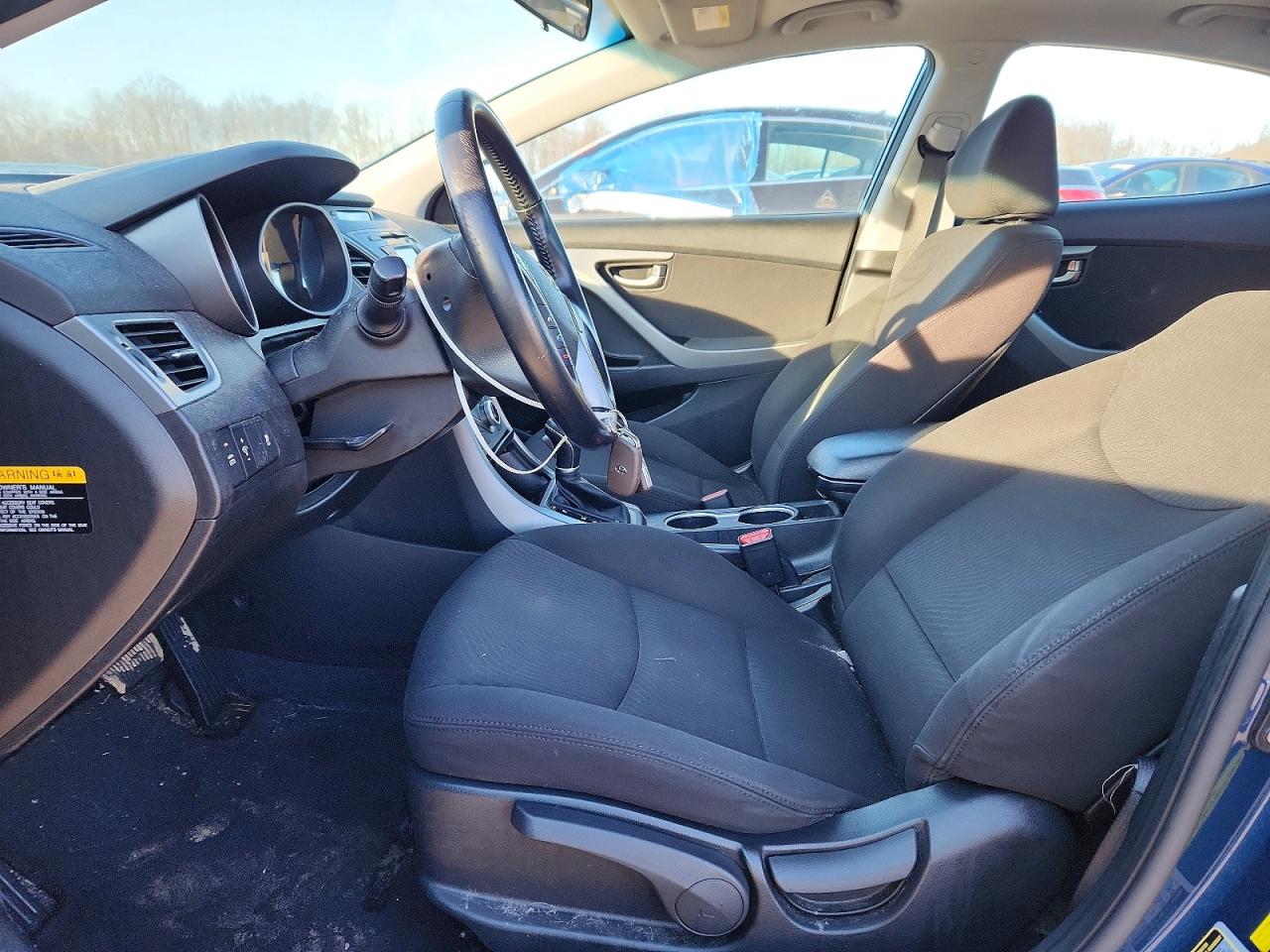 2016 HYUNDAI ELANTRA SE photo 7