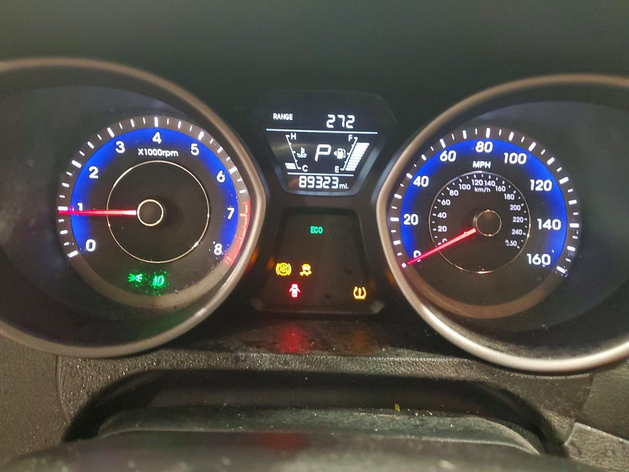 2016 HYUNDAI ELANTRA SE photo 9