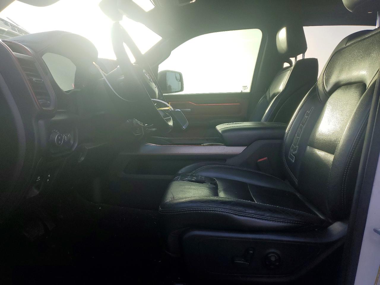 2019 RAM 1500 REBEL photo 7