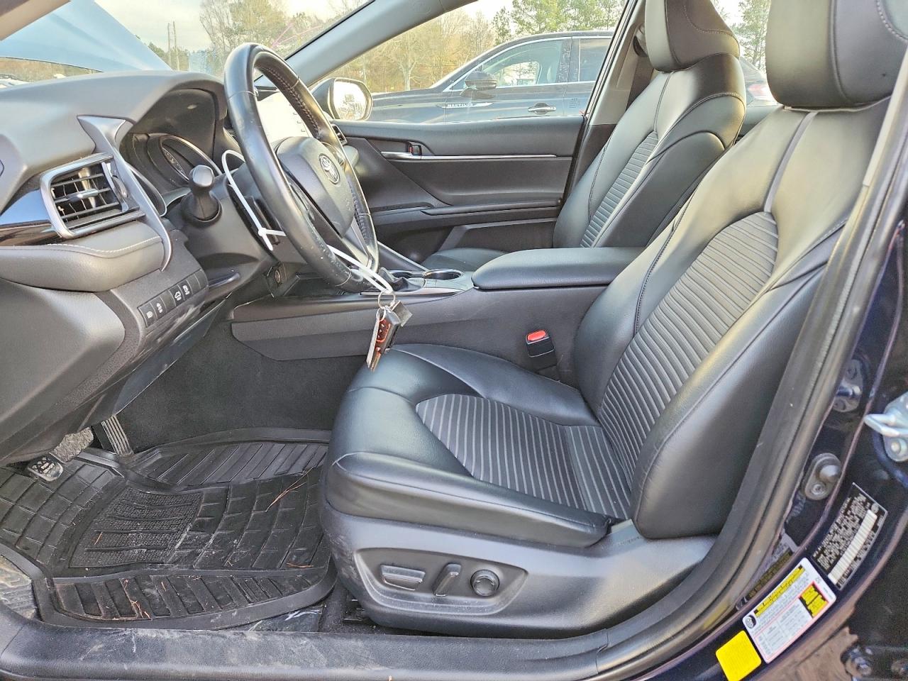 2022 TOYOTA CAMRY SE photo 7