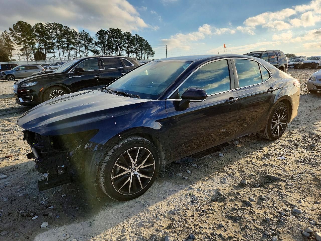 2022 TOYOTA CAMRY