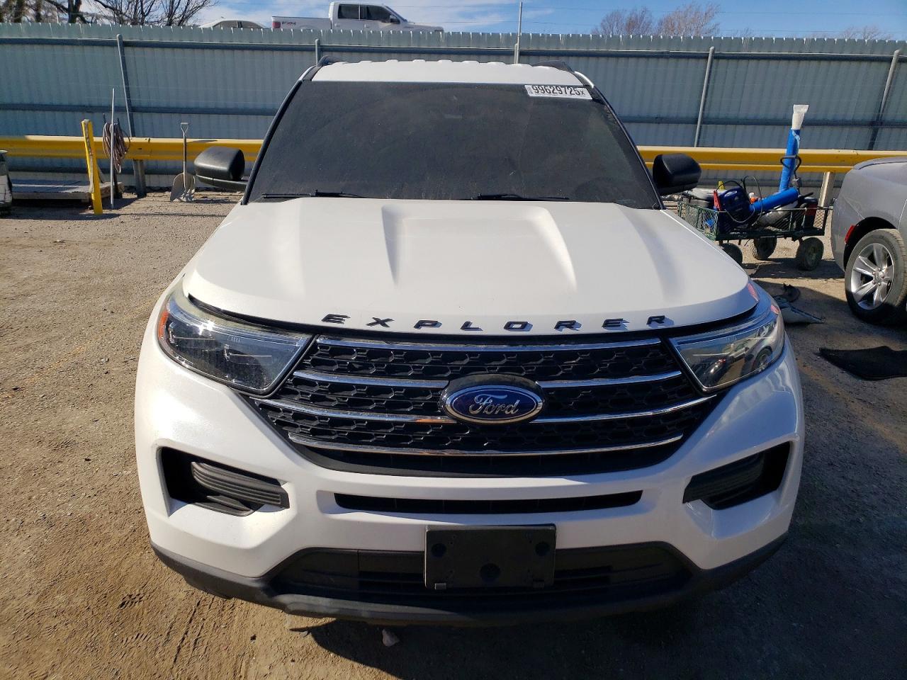 2020 FORD EXPLORER XLT photo 5