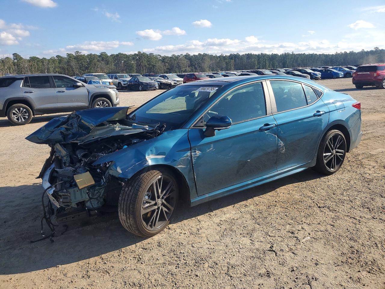 2025 TOYOTA CAMRY