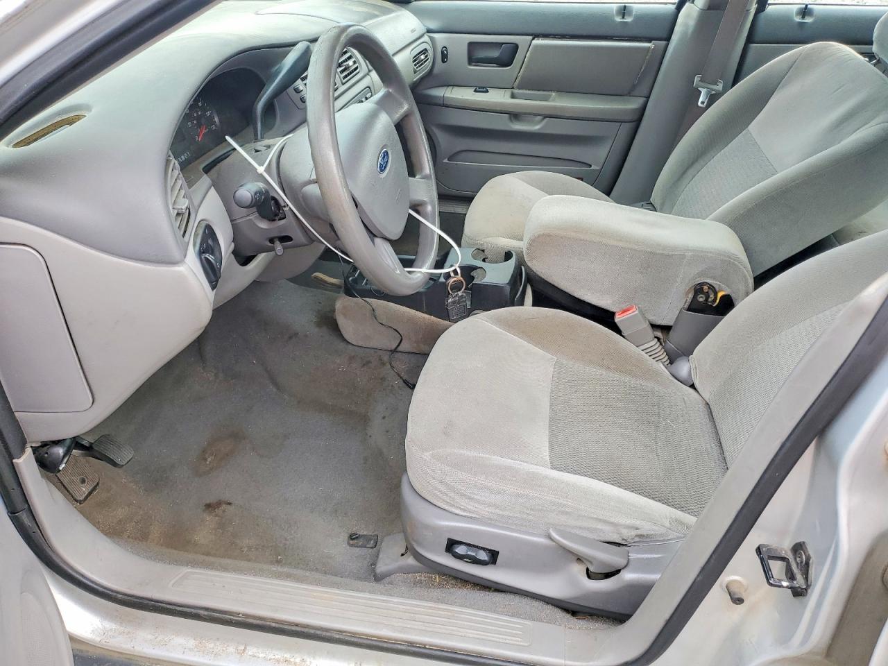 2006 FORD TAURUS photo 7