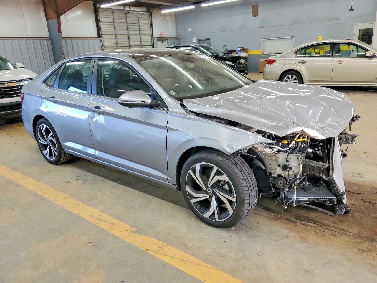 2025 VOLKSWAGEN JETTA SEL photo 4
