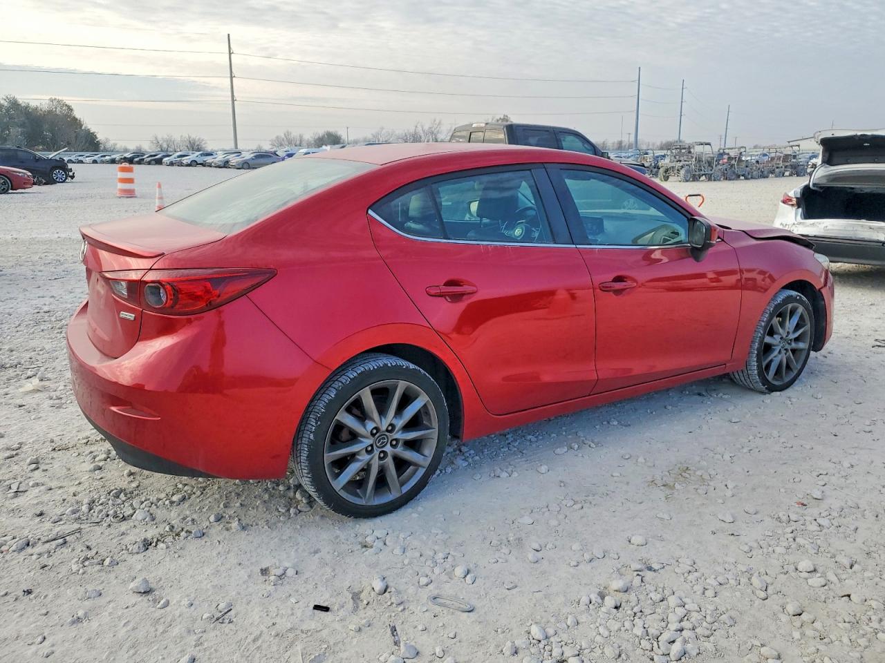 2018 MAZDA 3 TOURING photo 3