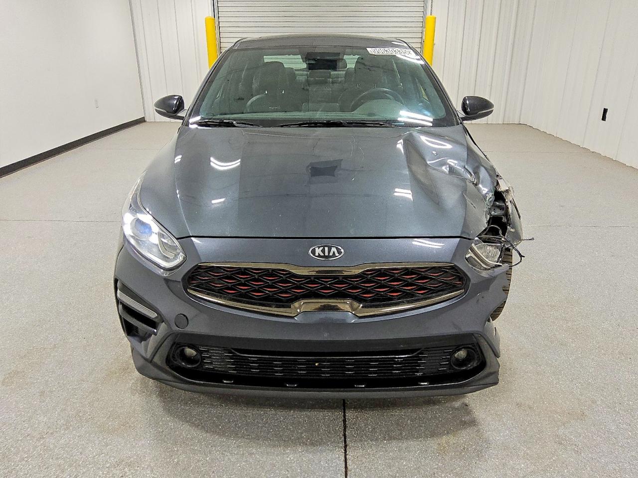 2021 KIA FORTE GT LINE photo 5