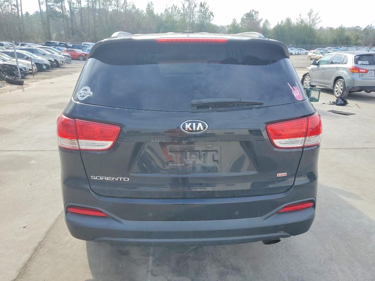 2016 KIA SORENTO LX photo 6