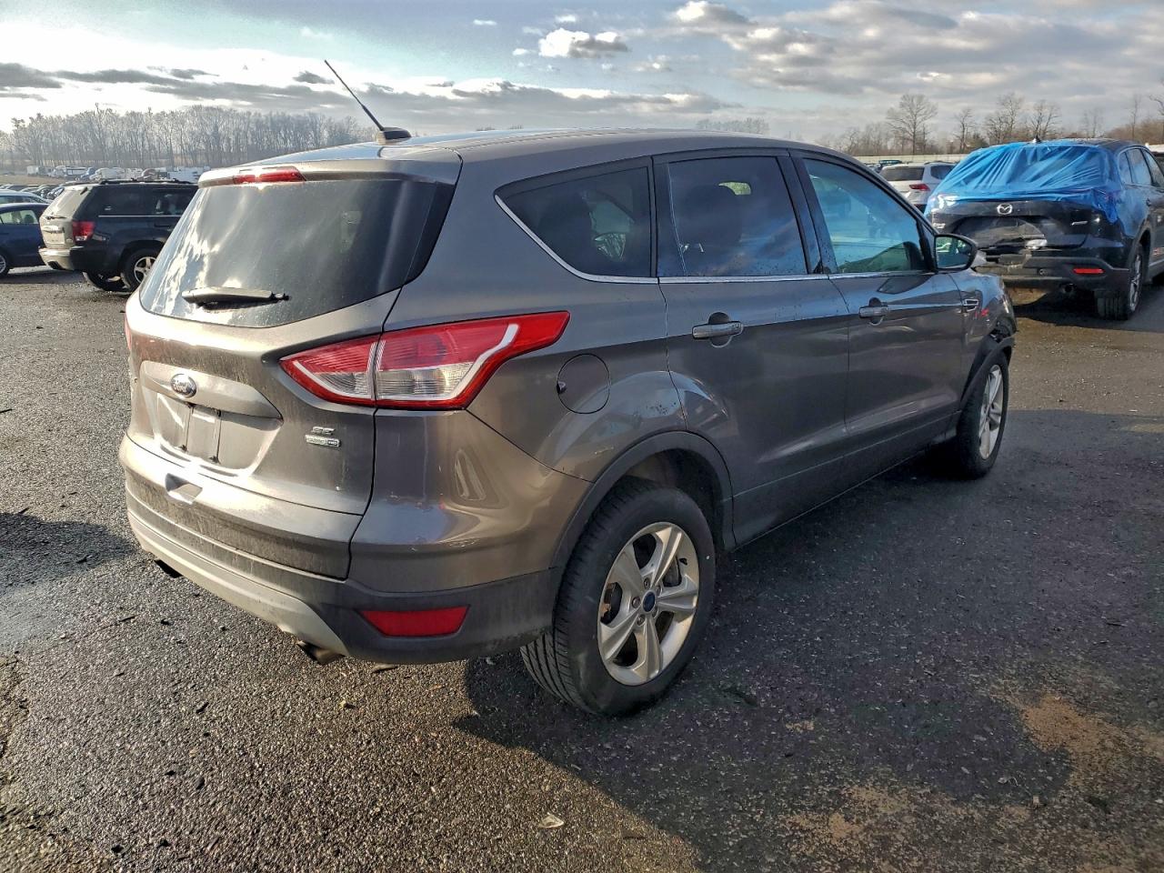 2014 FORD ESCAPE SE photo 3