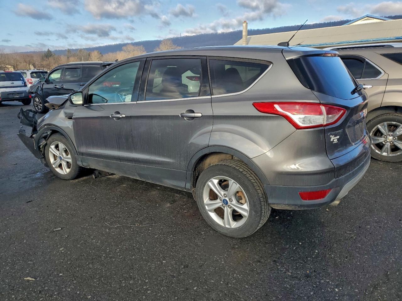 2014 FORD ESCAPE SE photo 2