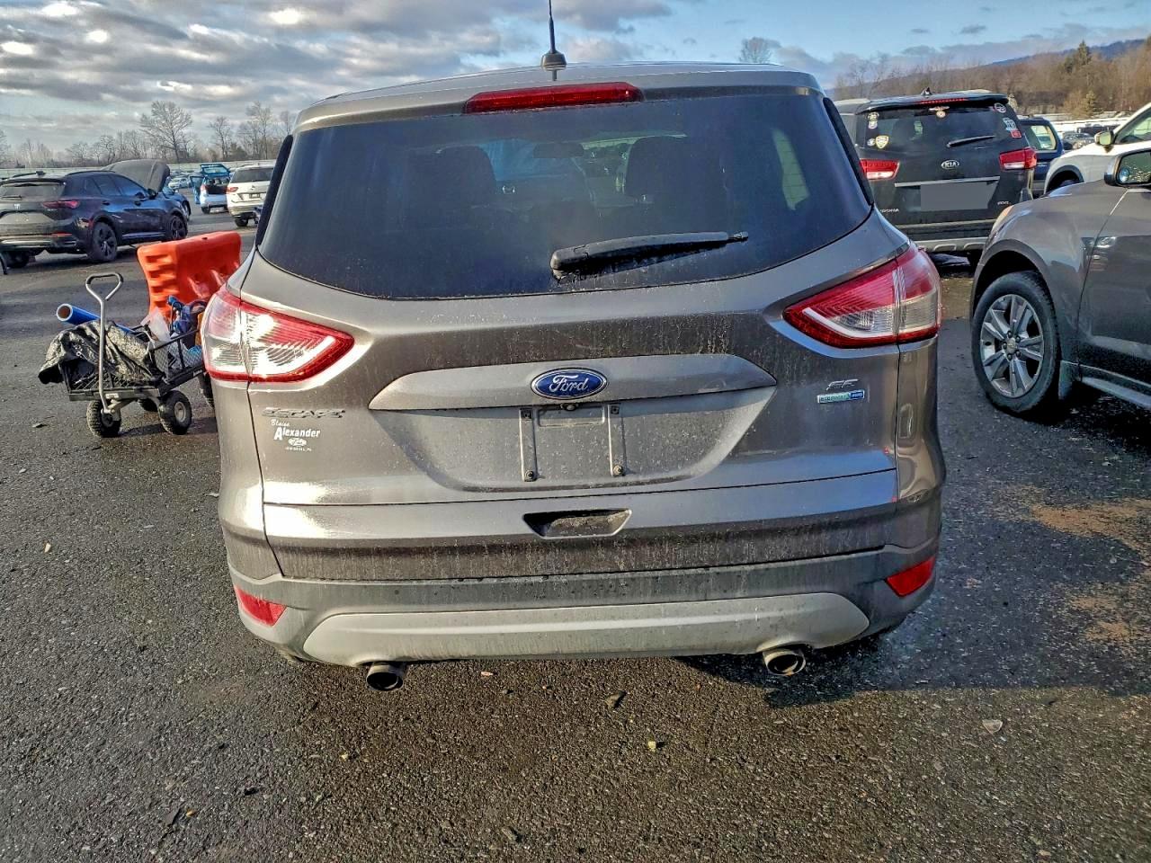 2014 FORD ESCAPE SE photo 6