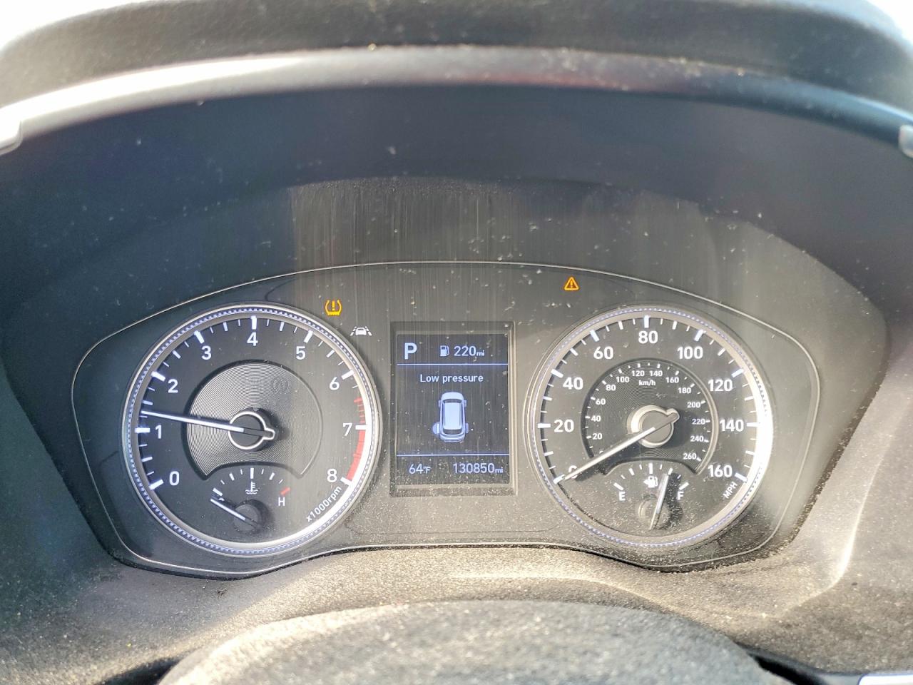 2019 HYUNDAI SANTA FE SE photo 9