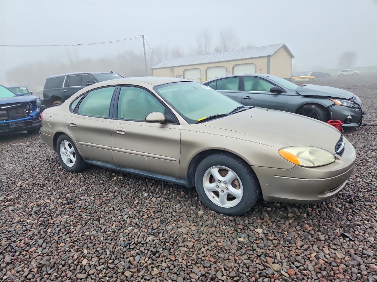 2003 FORD TAURUS SES photo 4