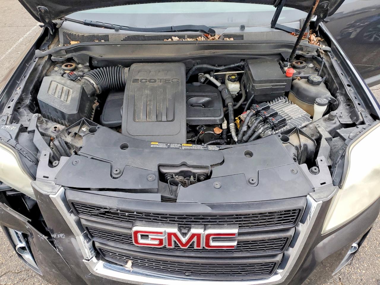 2013 GMC TERRAIN SLE photo 12