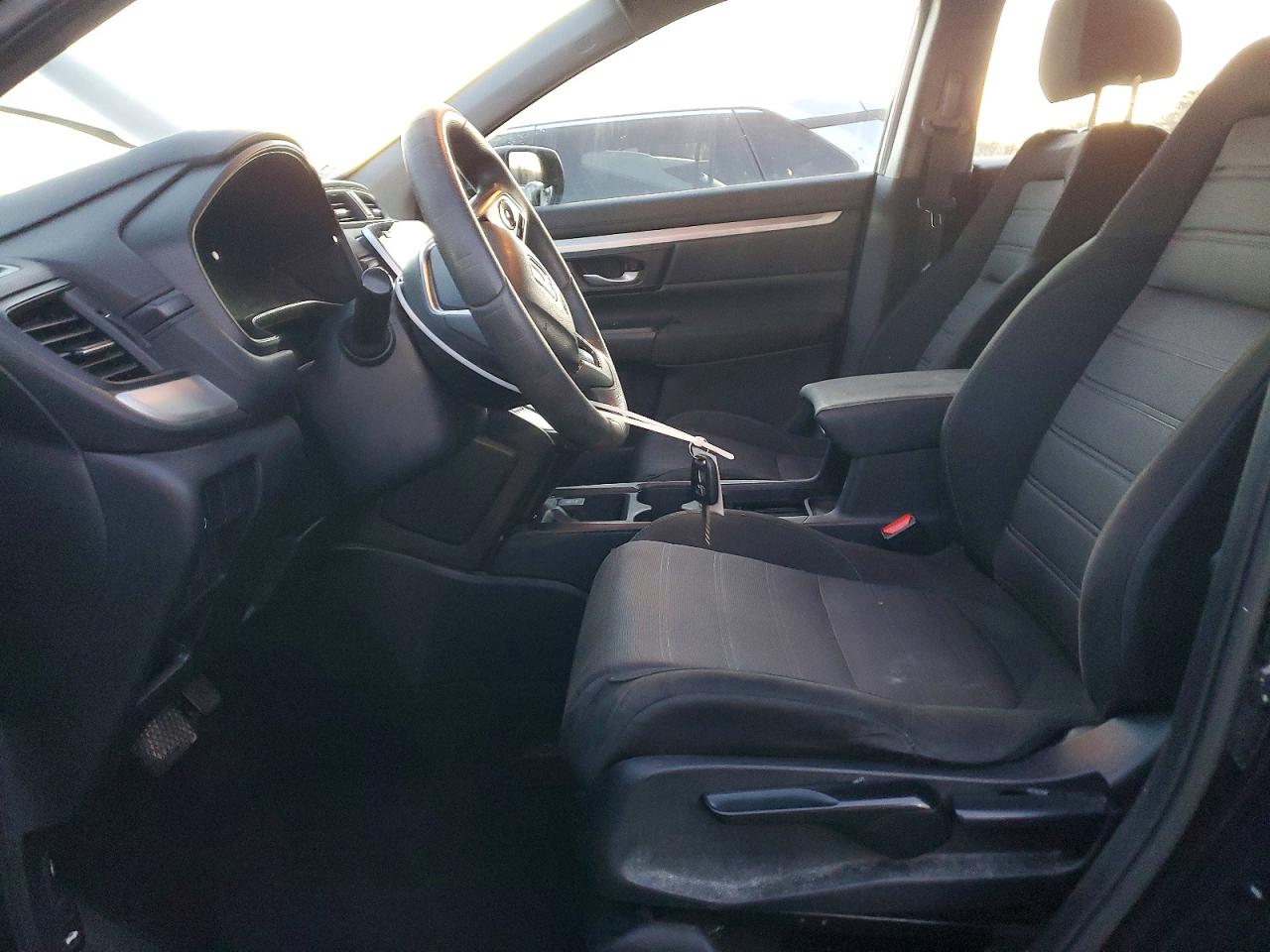 2017 HONDA CR-V LX photo 7