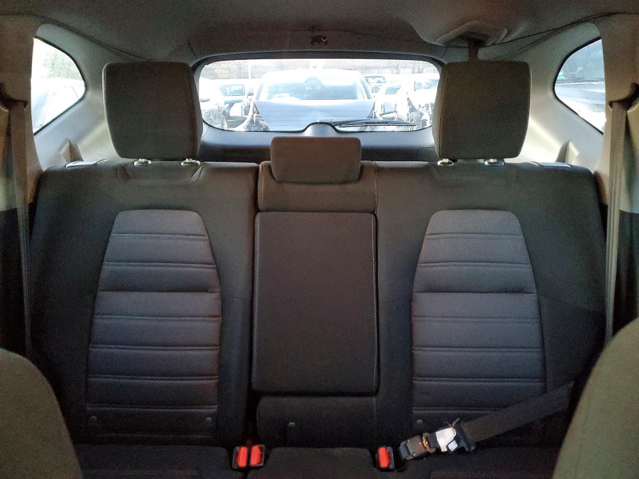 2017 HONDA CR-V LX photo 10