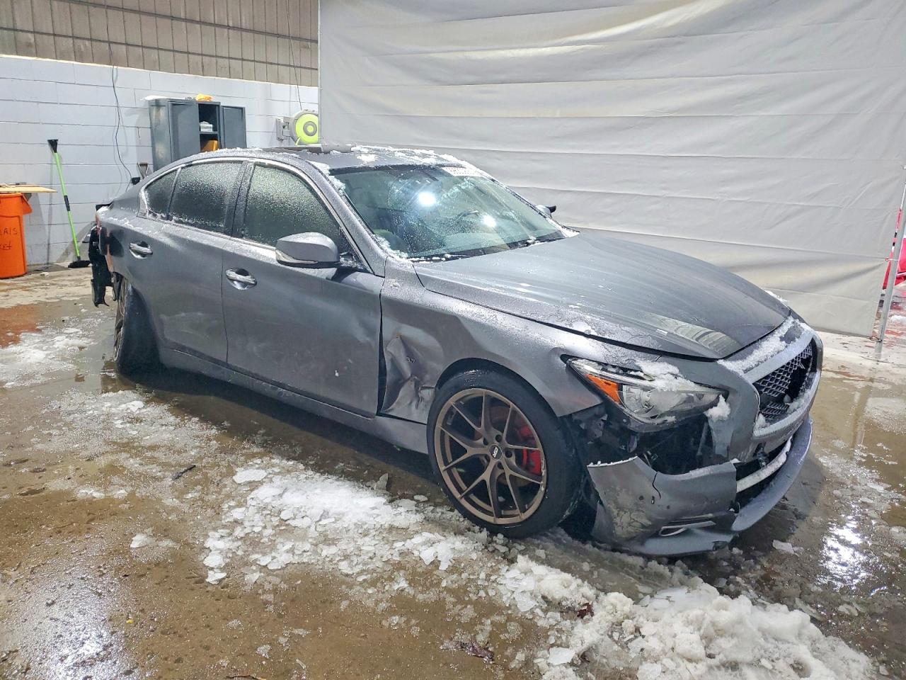 2015 INFINITI Q50 BASE photo 4