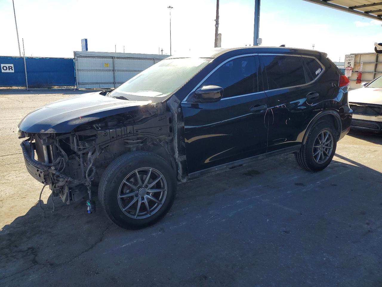 2017 NISSAN ROGUE