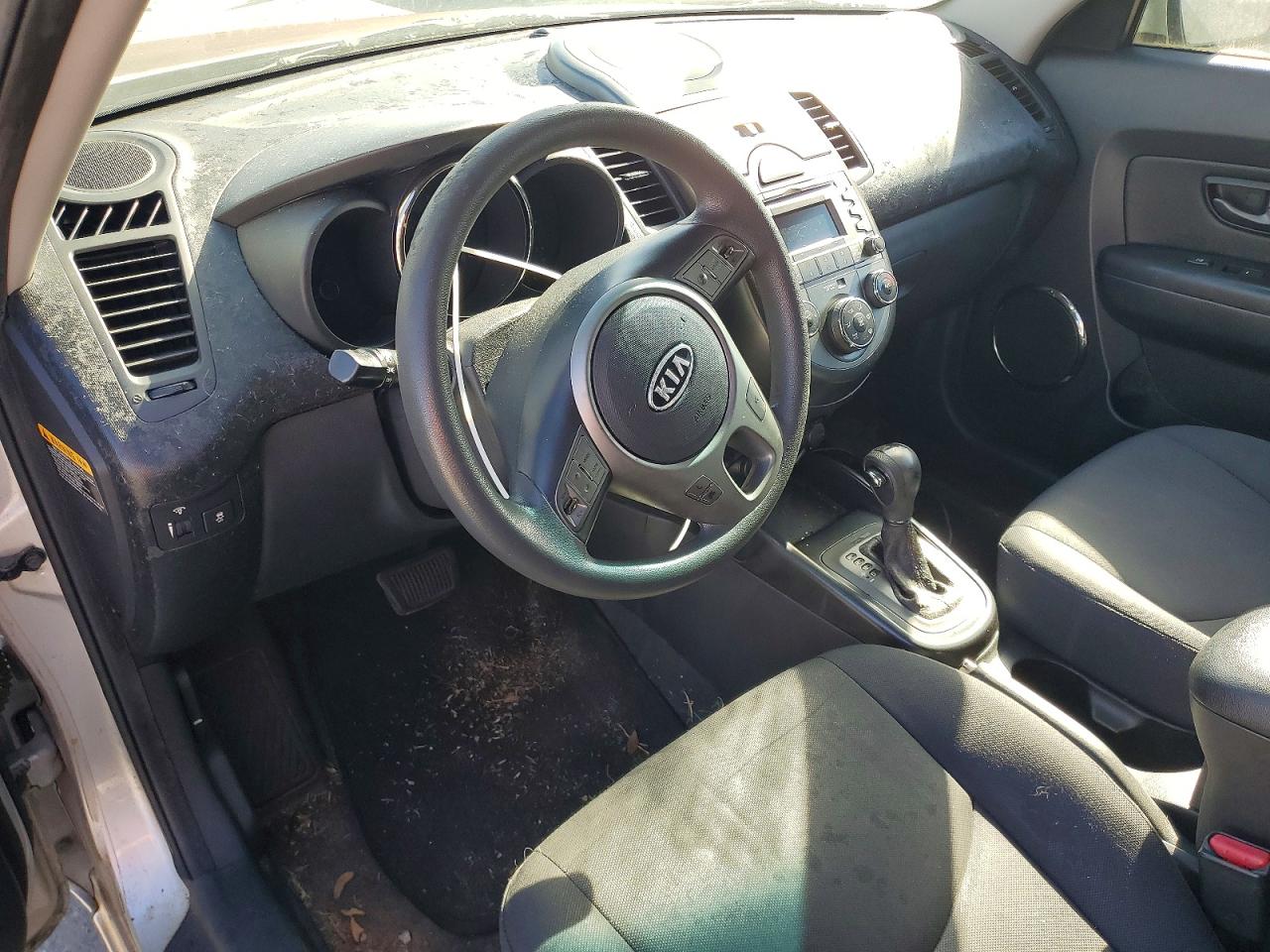 2011 KIA SOUL + photo 8