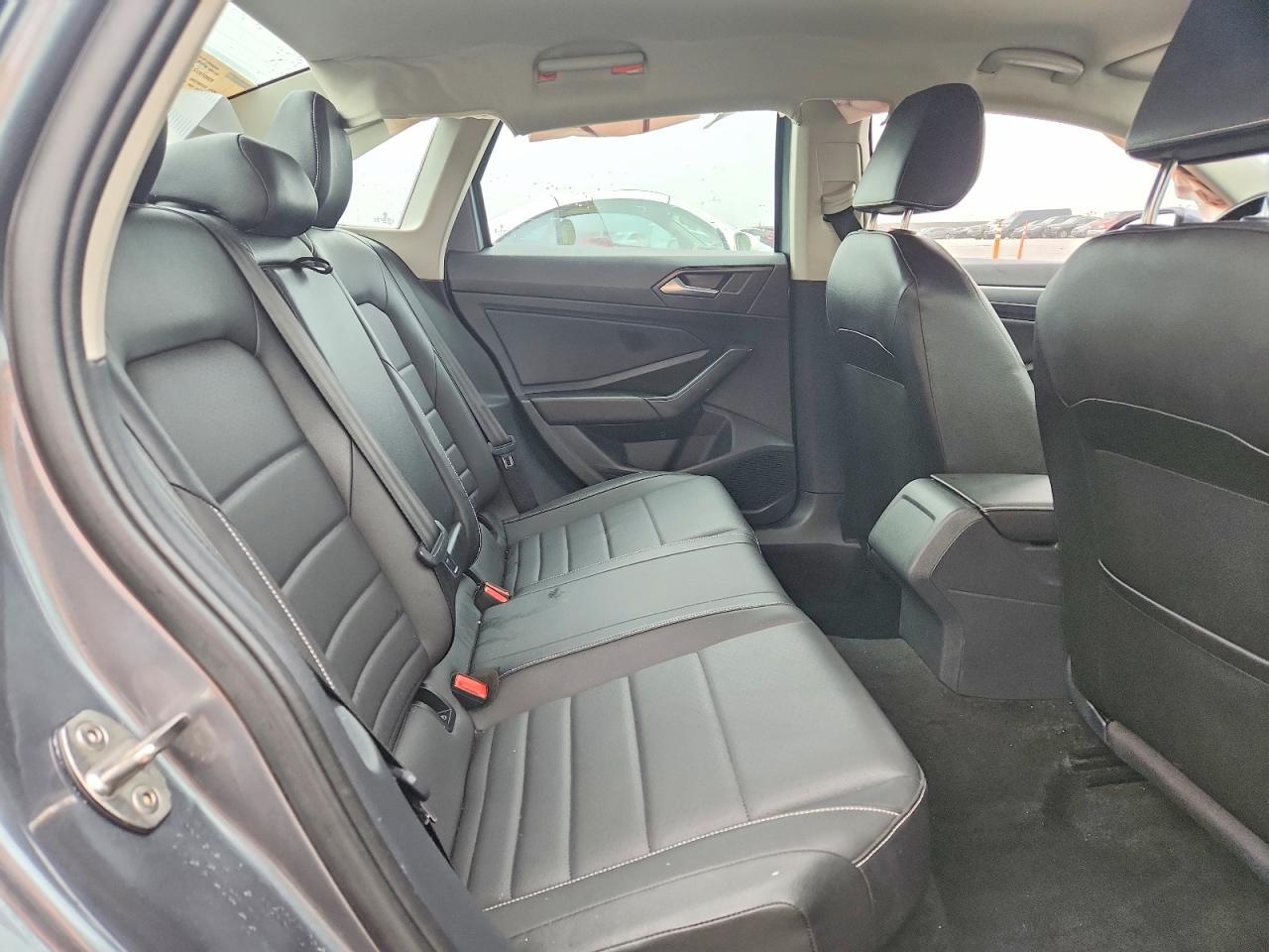 2024 VOLKSWAGEN JETTA SE photo 10