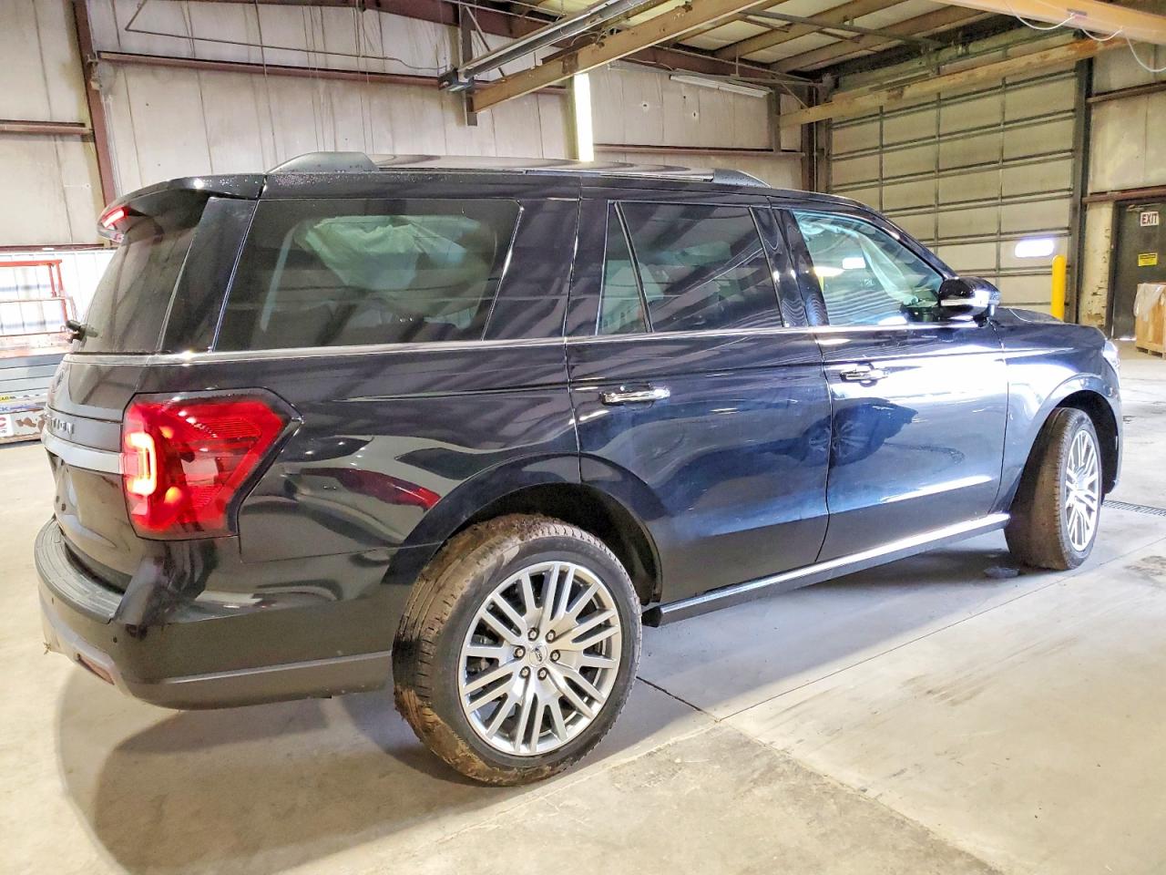 2024 FORD EXPEDITION LIMITED photo 3