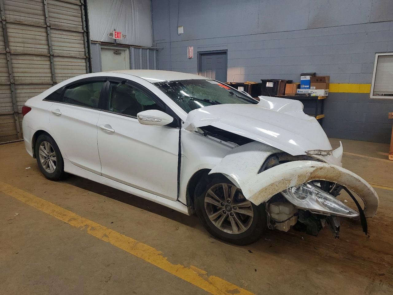 2014 HYUNDAI SONATA GLS photo 4
