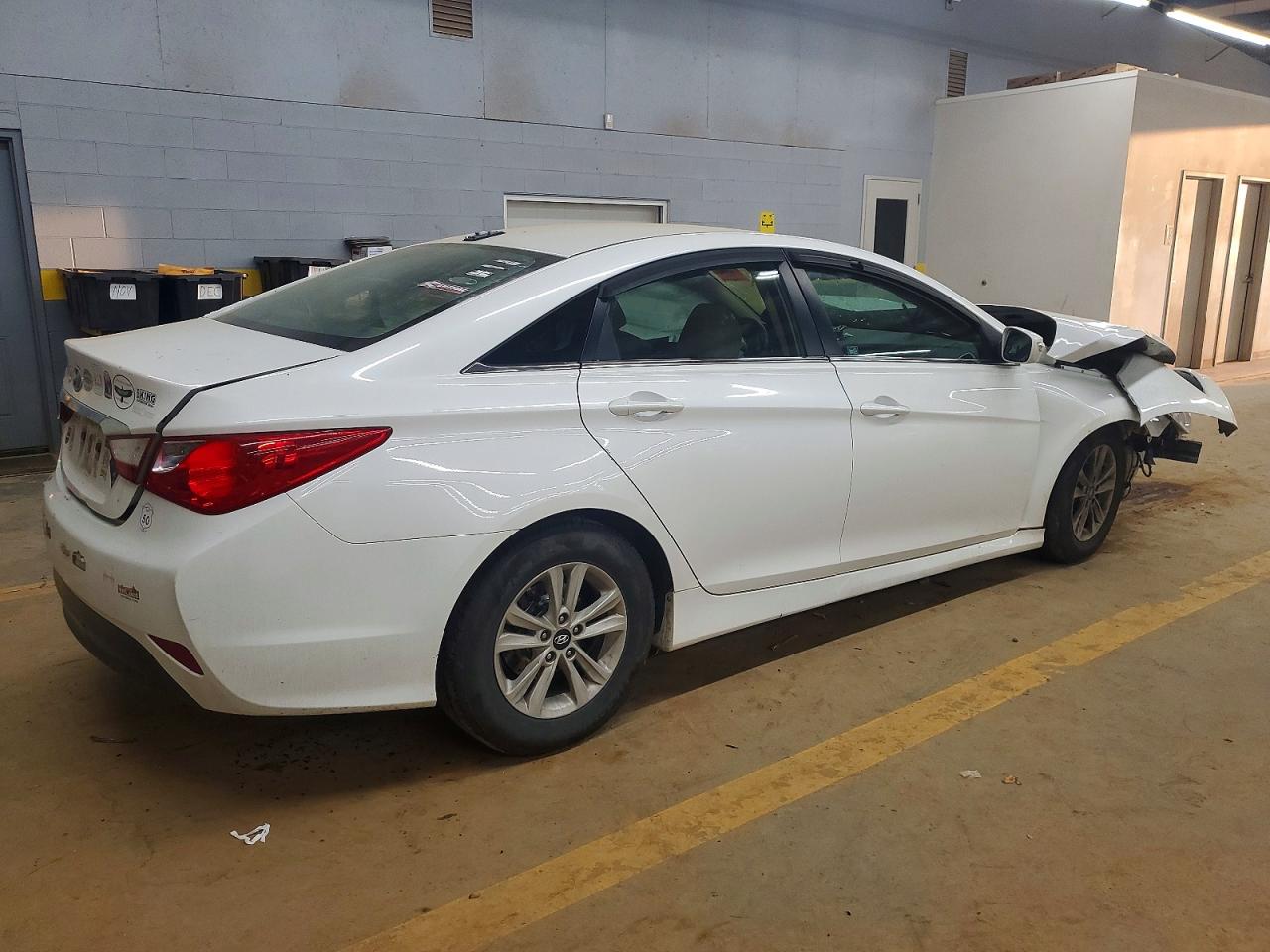 2014 HYUNDAI SONATA GLS photo 3