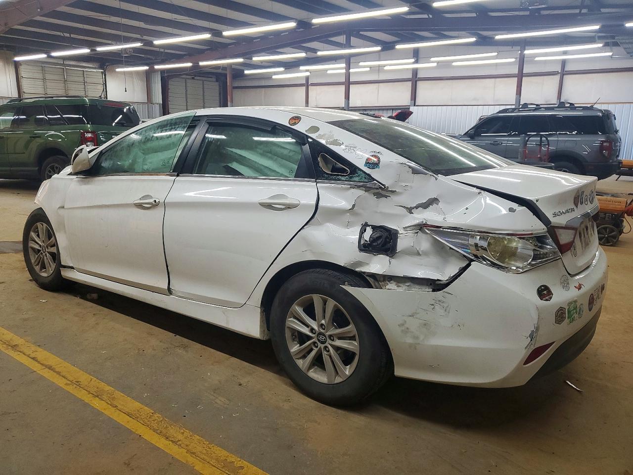 2014 HYUNDAI SONATA GLS photo 2