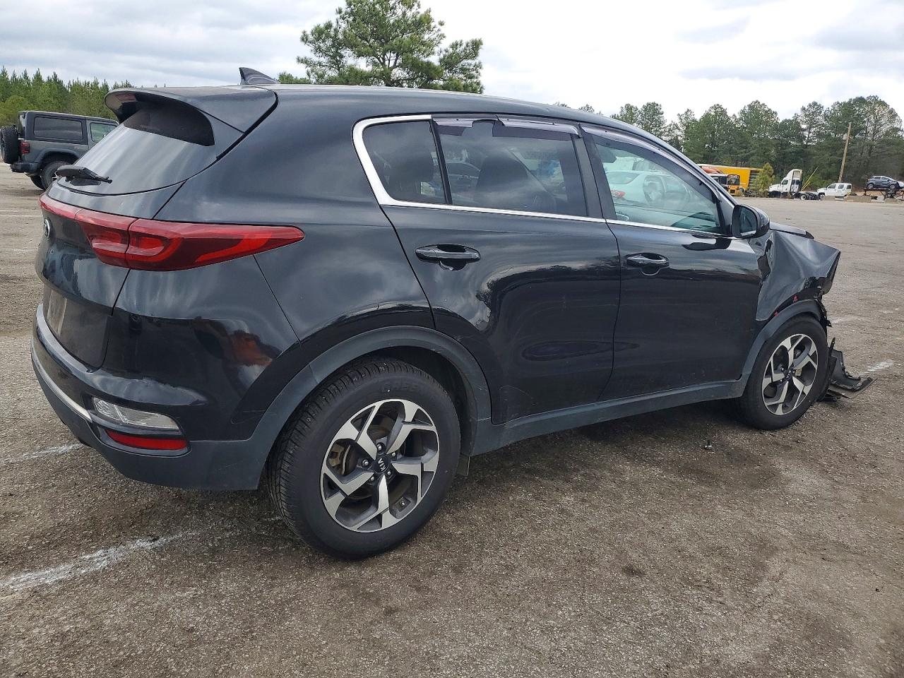 2020 KIA SPORTAGE LX photo 3