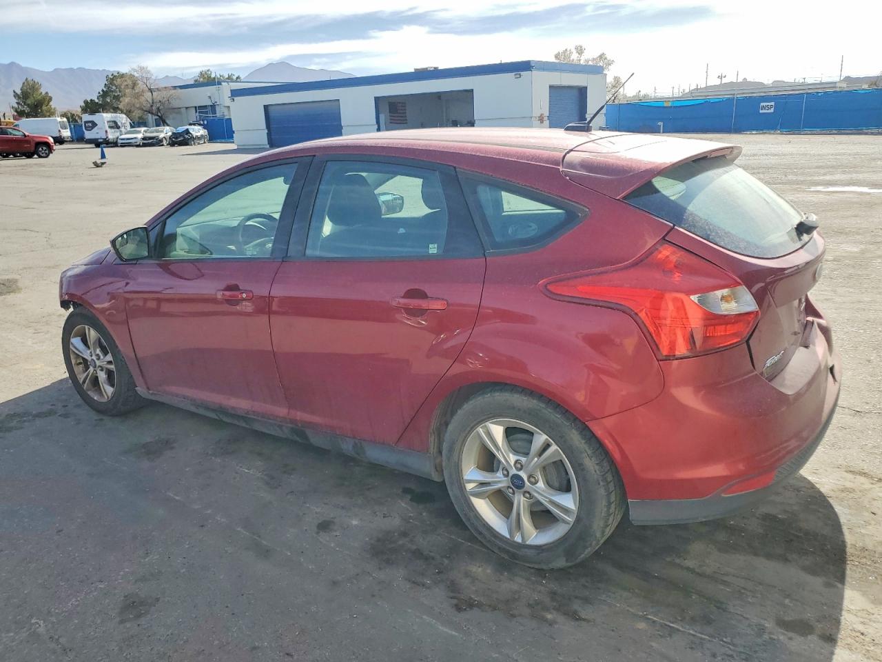 2014 FORD FOCUS SE photo 2