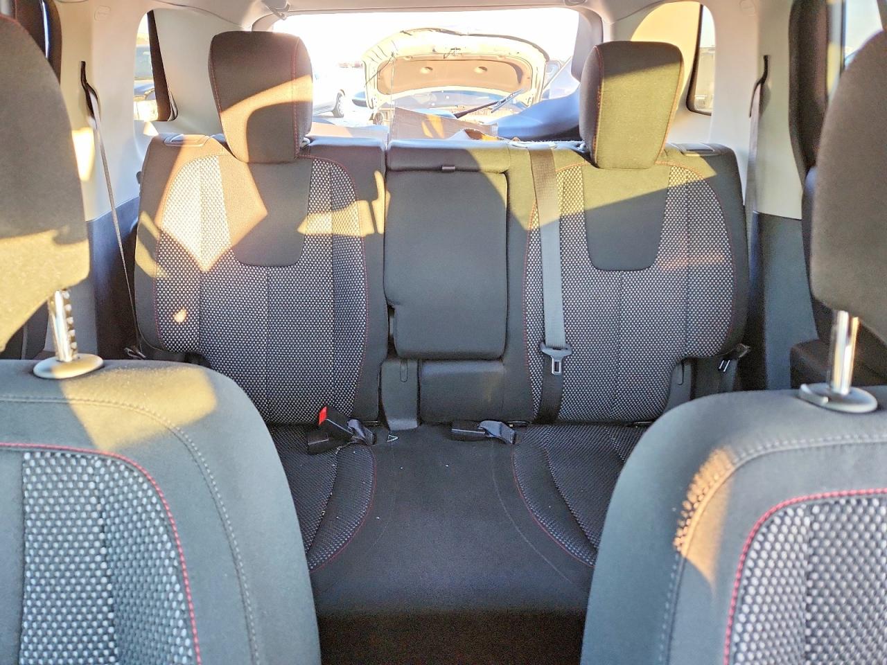2017 GMC TERRAIN SLE photo 10