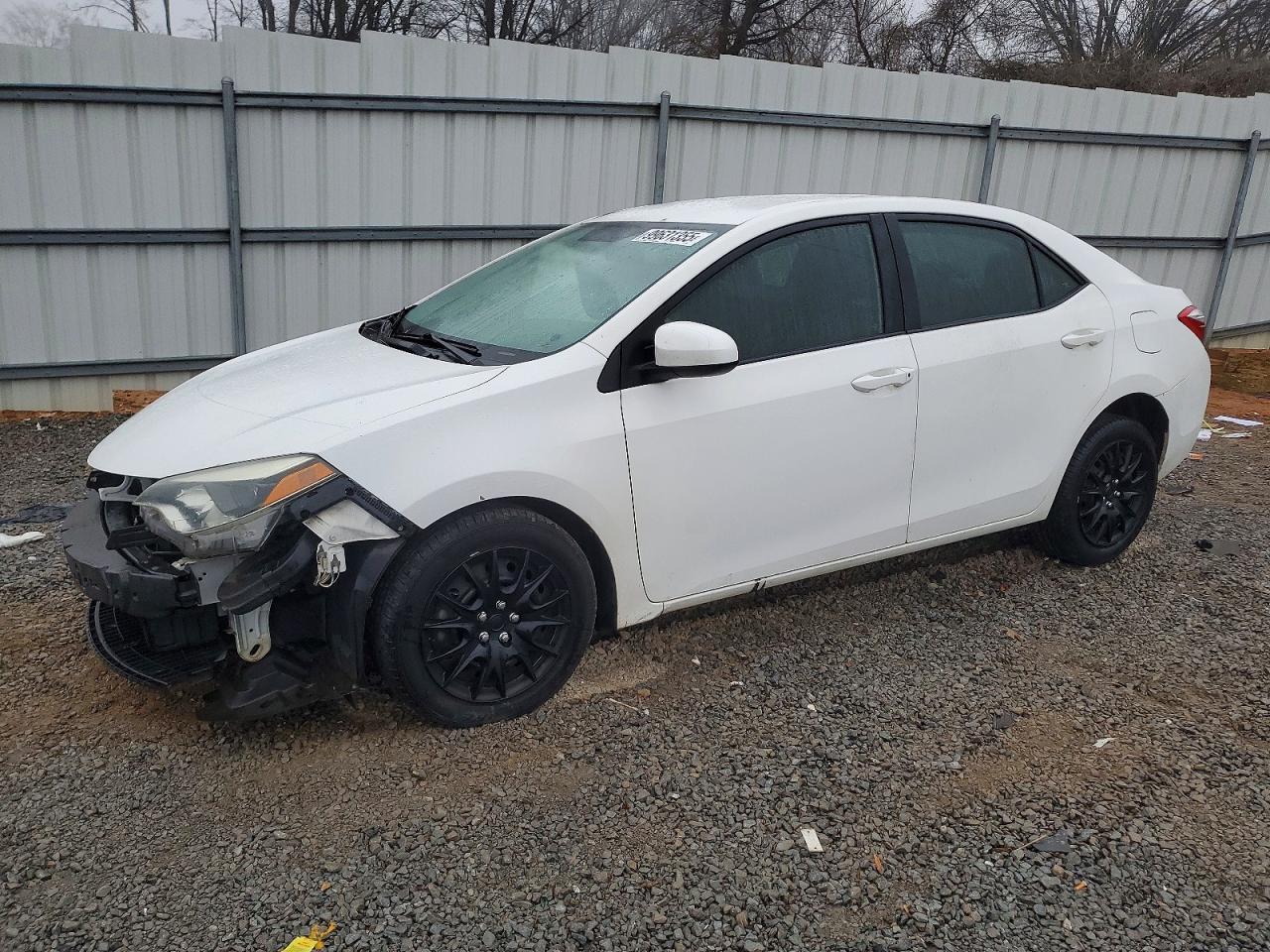 2015 TOYOTA COROLLA