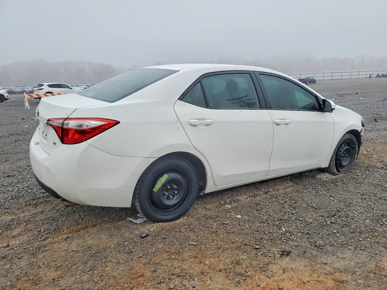 2015 TOYOTA COROLLA L photo 3