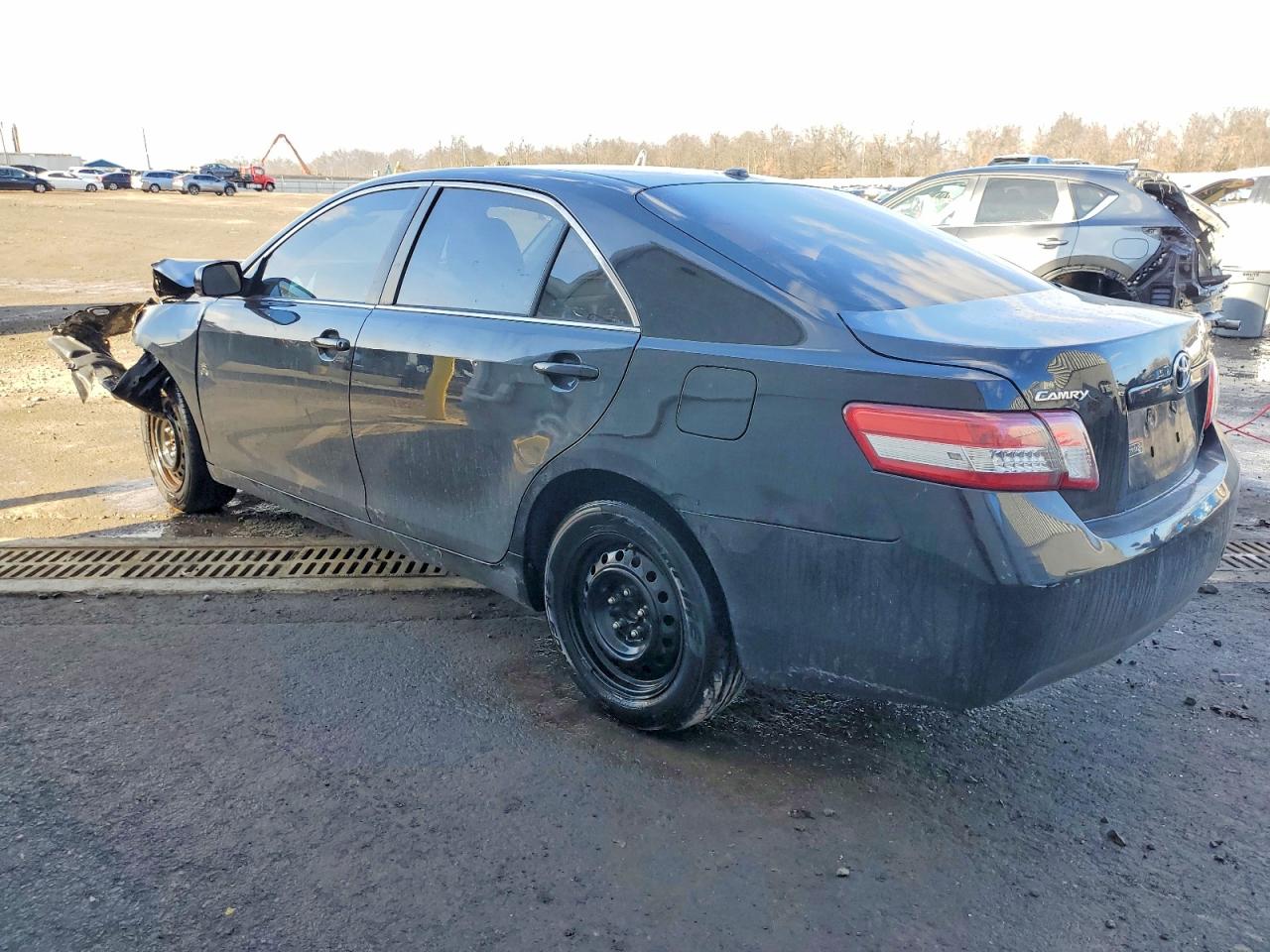 2010 TOYOTA CAMRY BASE photo 2