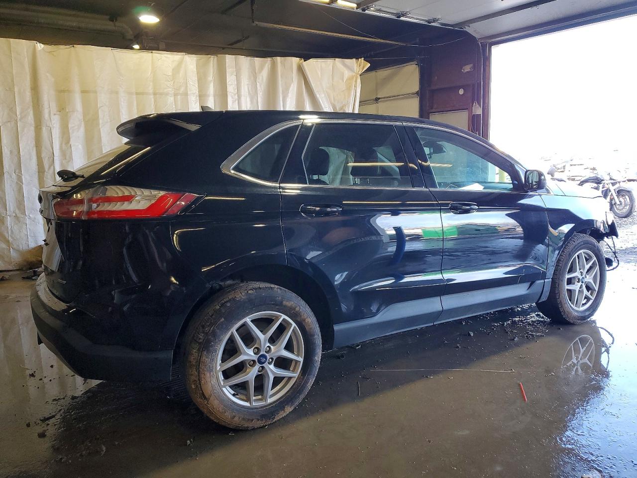 2021 FORD EDGE SEL photo 3