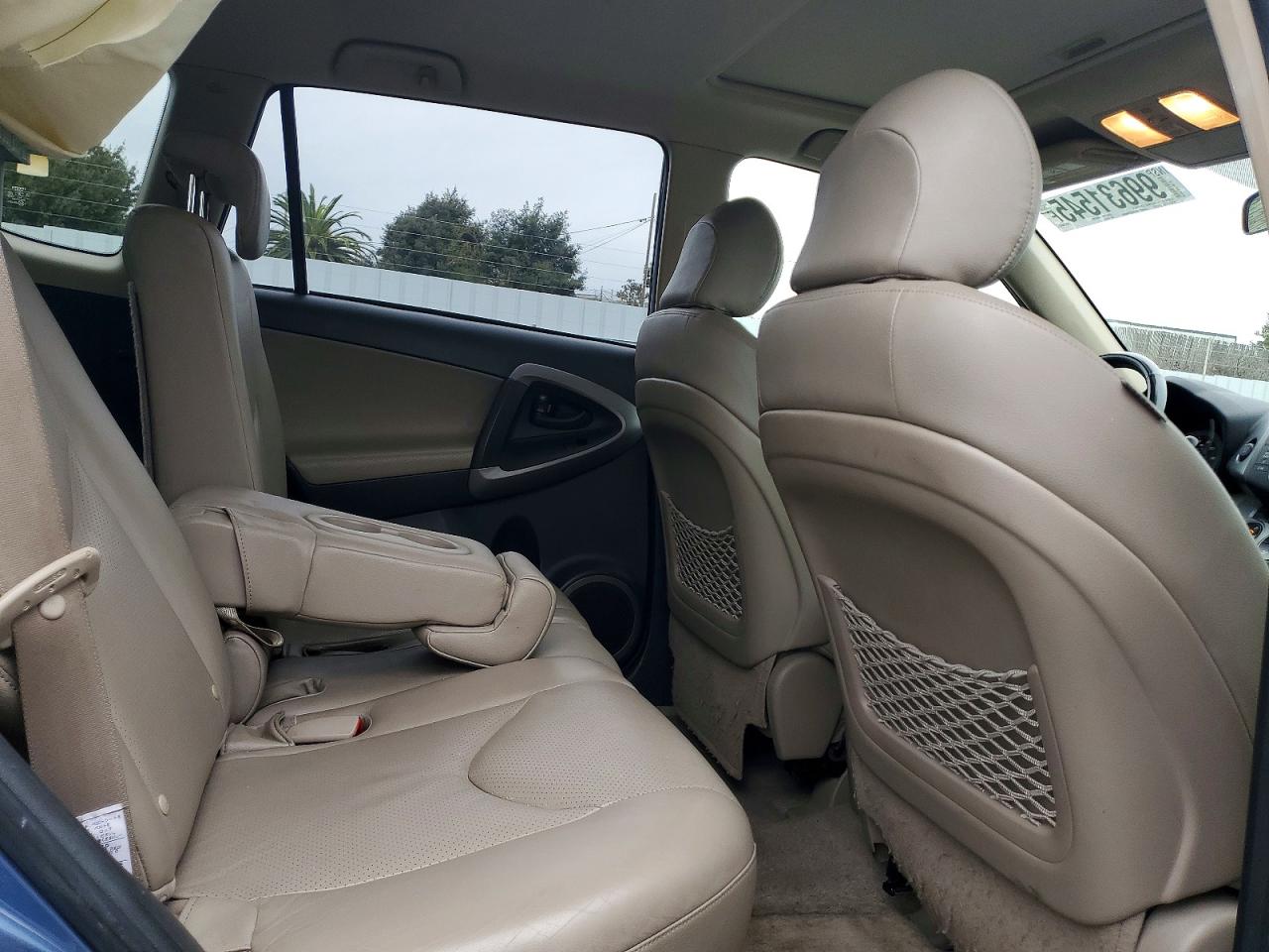 2006 TOYOTA RAV4 LIMITED photo 10