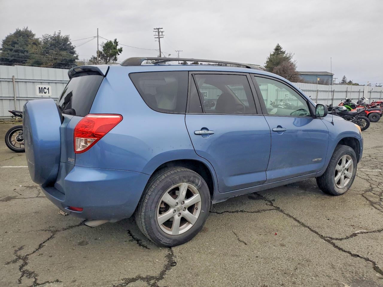 2006 TOYOTA RAV4 LIMITED photo 3