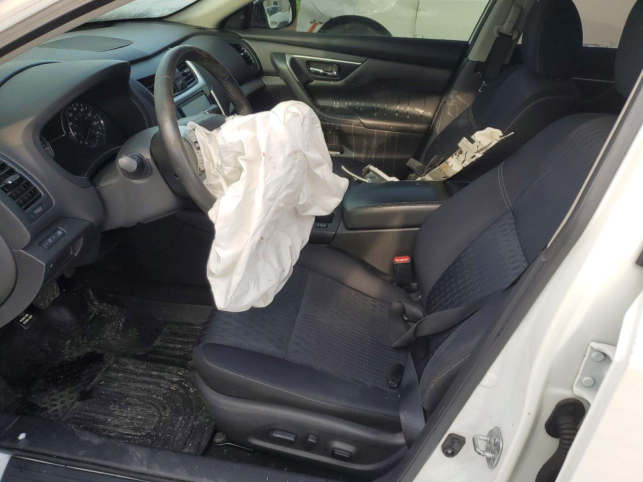 2016 NISSAN ALTIMA 2.5 photo 7