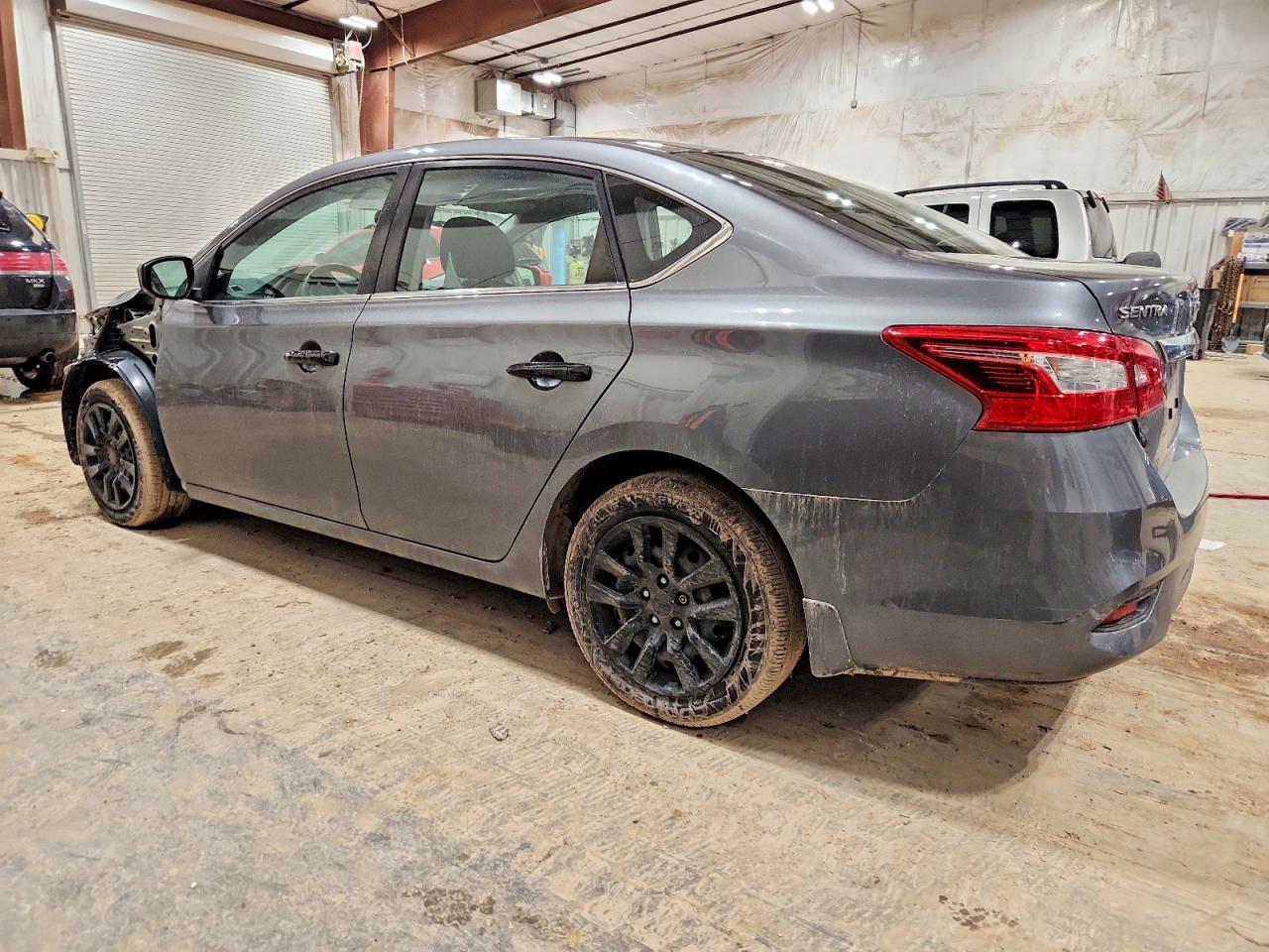 2019 NISSAN SENTRA S photo 2
