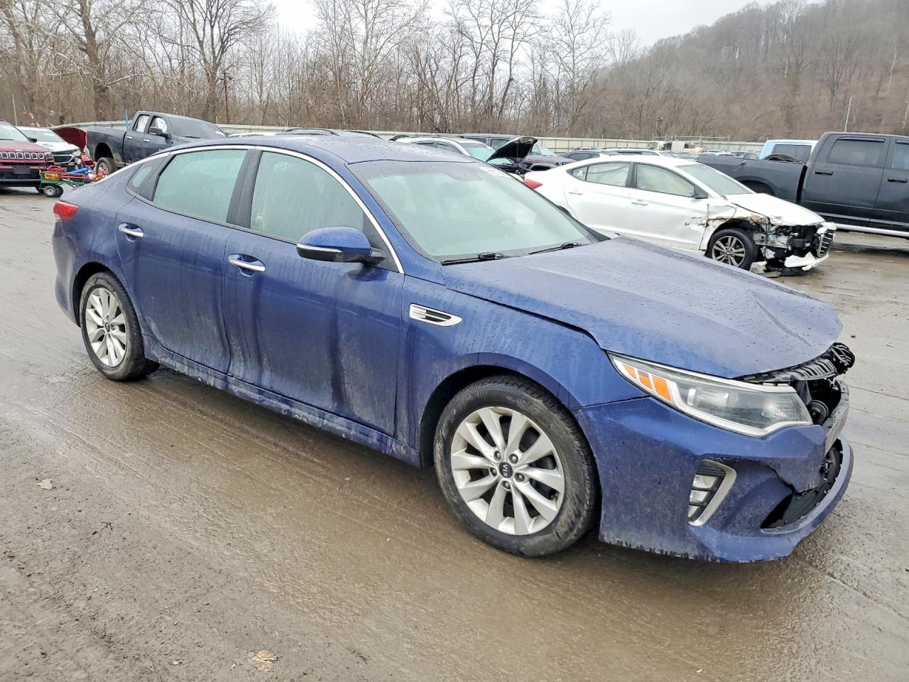 2018 KIA OPTIMA LX photo 4